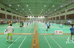 近50所高校超千人(rén)参赛，第十届中国高校广州校友羽(yǔ)毛球联赛开幕