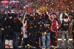 AG蝉聯(lián)KPL年总冠(guān)军，赛事现場(chǎng)观众人數(shù)破世界(jiè)纪录