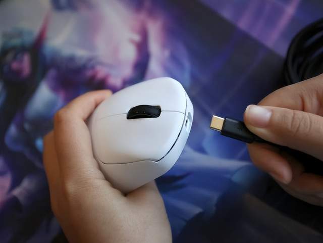 职业选手都在用，雷柏VT3/VT3s系列电竞鼠标到底该怎么选