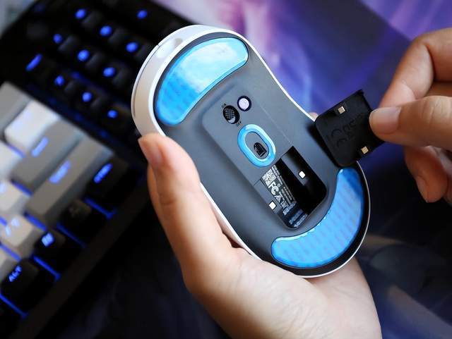 职业选手都在用，雷柏VT3/VT3s系列电竞鼠标到底该怎么选