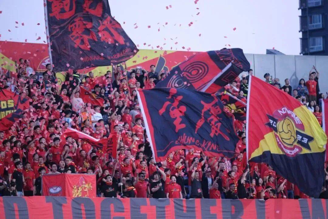 “渝超”线下观赛地图出炉→看球嗨购两不误！