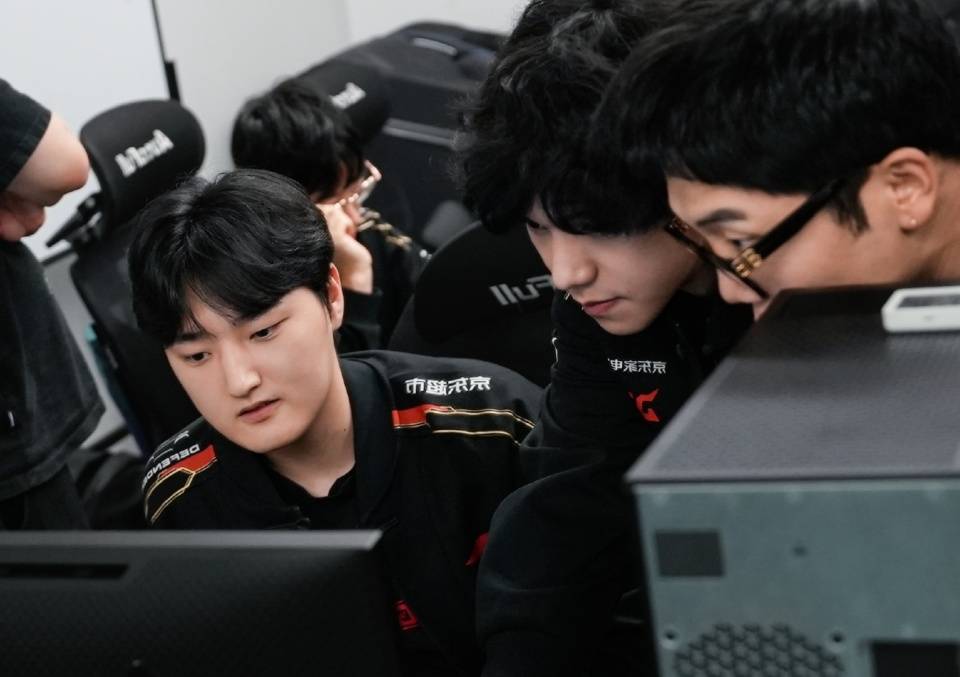 BLG新赛段五连胜!LPL唯一不败战队!新打野状态依旧!