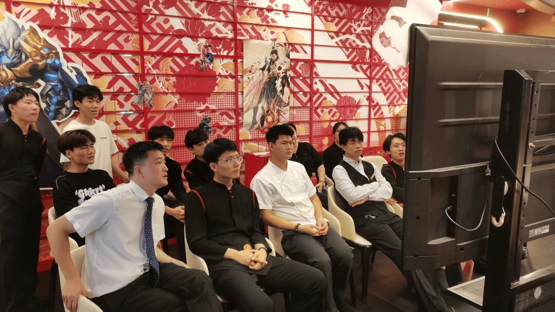 全聚德电竞活动激发职工热情，赛场拼搏精神延伸至工作动力